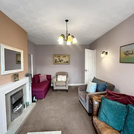 In - Garden & Drive - Sleeps 4 * Harrogate